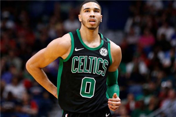 纳罗荣膺M 纳罗荣膺M