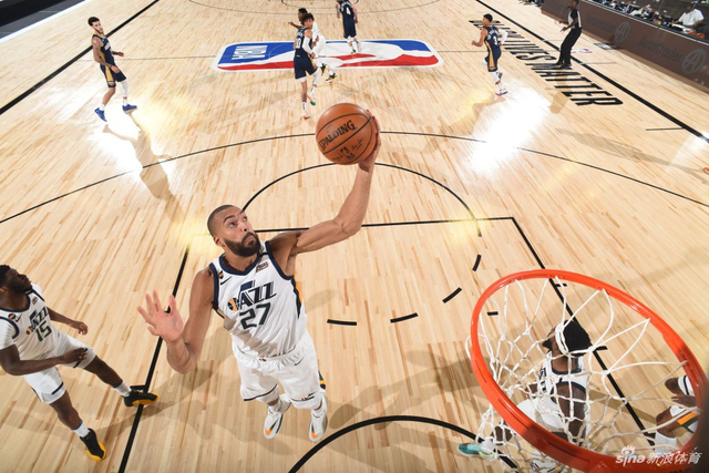 足够的板凳 足够的板凳