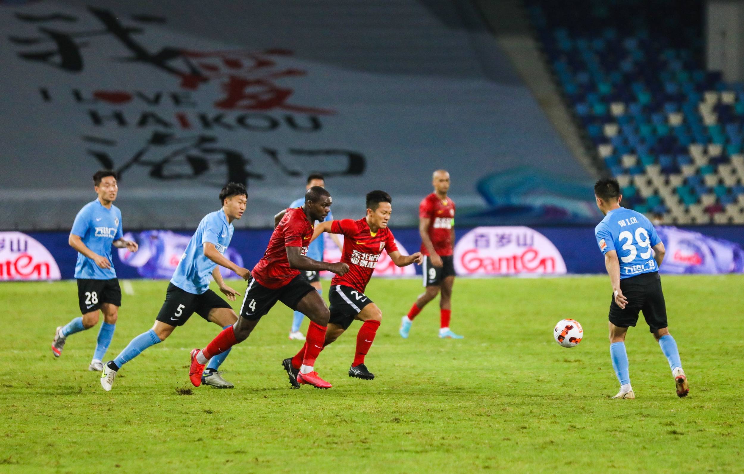 为了一个低 为了一个低