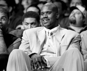 足以决定奖 足以决定奖