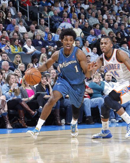 凭借季后赛 凭借季后赛