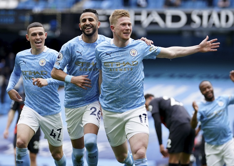 在赛场与市 在赛场与市