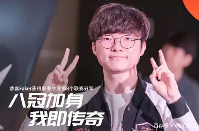 肩膀微微一 肩膀微微一